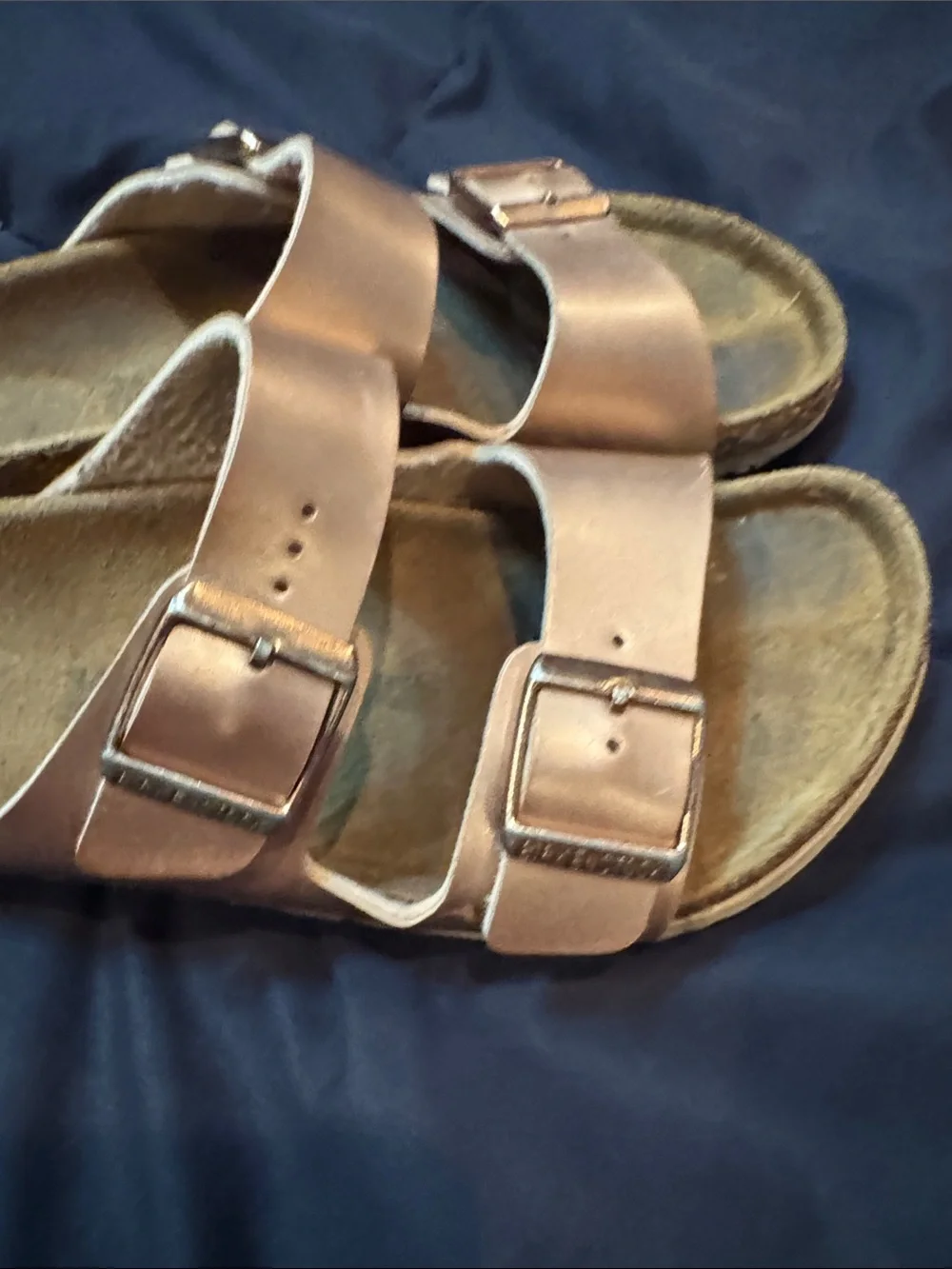 Birkenstock gold  Double-Buckle Slide Sandals Girls size 4